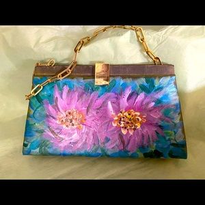 Vintage 90’s Ann Taylor clutch - open to reasonable offers.